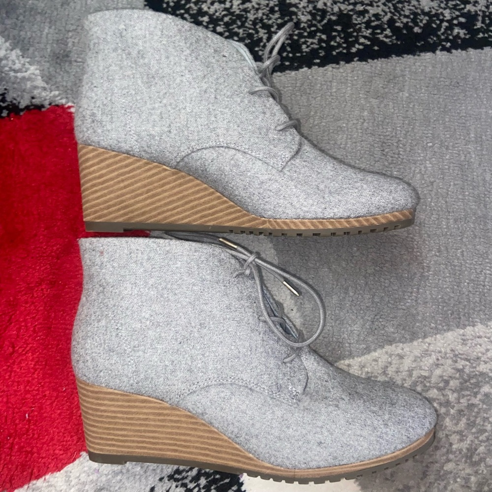 Women’s Boots Size 8.5